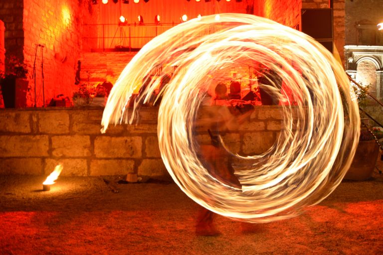 Feuershow, Schwarzlichtshow Feuer-, Licht- & Schwarzlichtshows